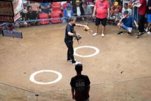 Nhận diện các loại vảy xấu (Vảy Phản) nên tránh khi chọn gà